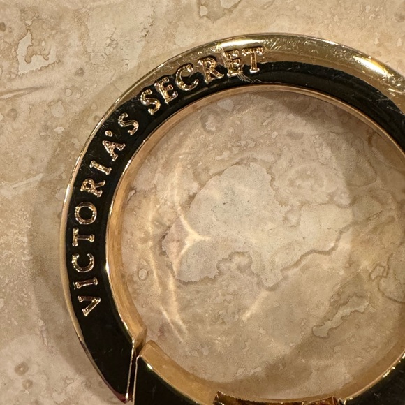 Victoria’s Secret Card Holder with V-Monogram Hardware + Keyring +Belt Loop Hook - Picture 3 of 7